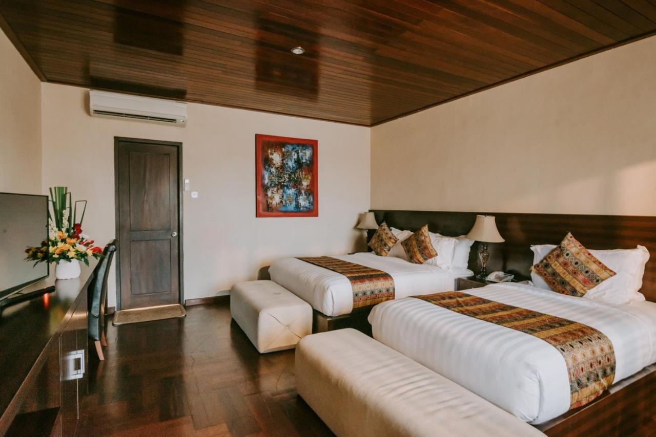 Arthur Suites By Mahavilas Kuta Lombok Kültér fotó