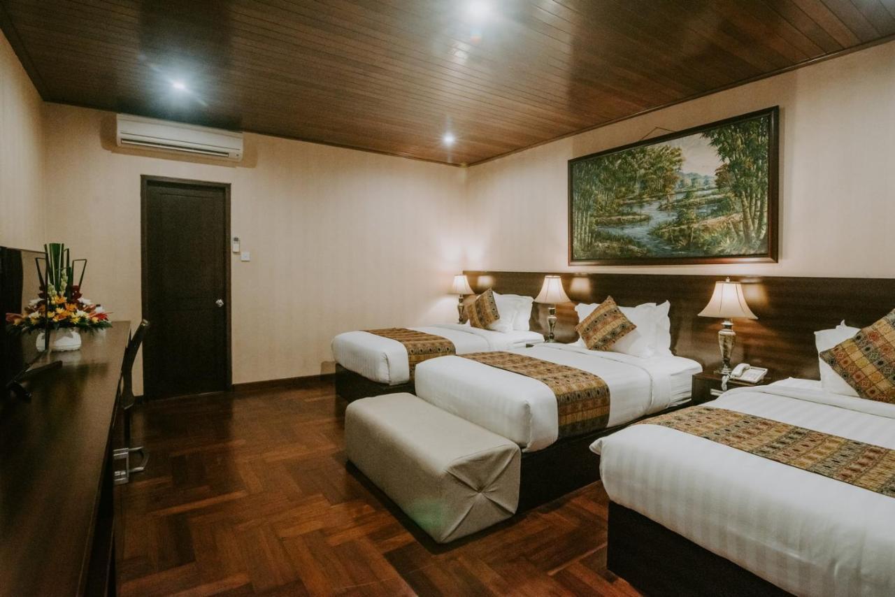 Arthur Suites By Mahavilas Kuta Lombok Kültér fotó