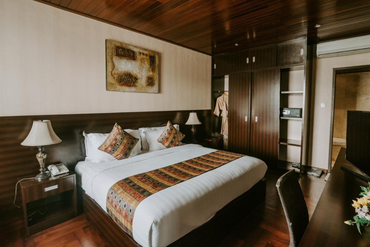 Arthur Suites By Mahavilas Kuta Lombok Kültér fotó